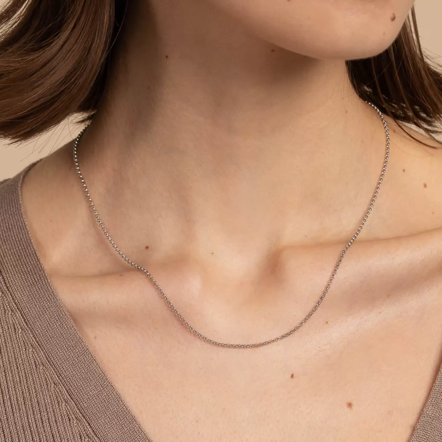 Astrid & Miyu Chelsea Chain Necklace In Solid White Gold 9K White Gold Cheap
