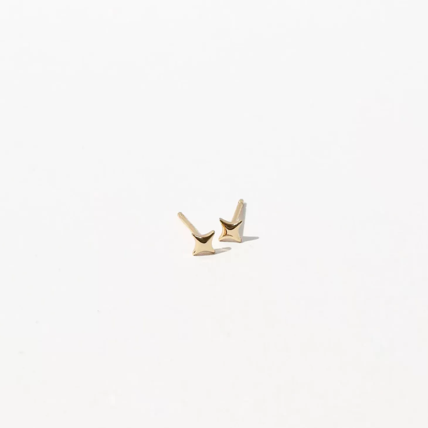 Astrid & Miyu Cosmic Star Stud Earrings In Gold 18K Gold Plated Sterling Silver Fashion