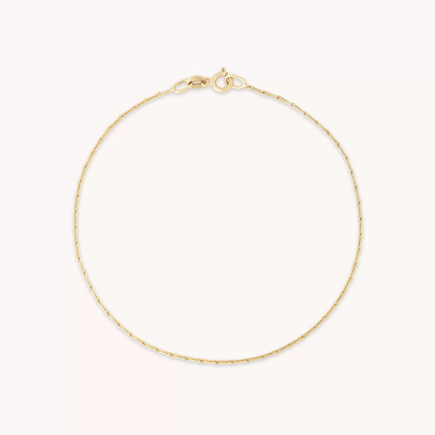 Astrid & Miyu Marylebone Chain Bracelet In Solid Gold 9K Gold Shop