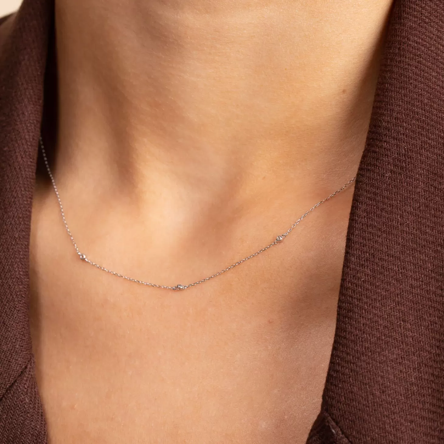 Astrid & Miyu Topaz Charm Necklace In Solid White Gold 14K White Gold Sale